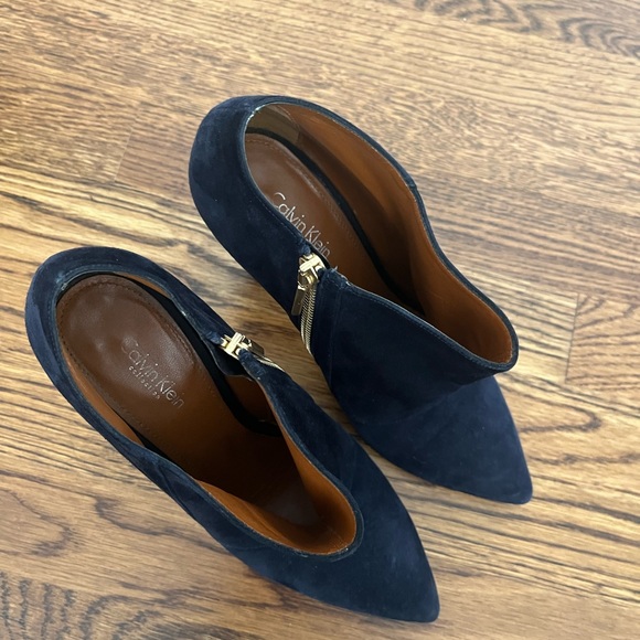 Calvin Klein Navy suede booties - Picture 3 of 3